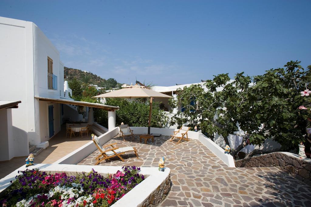 Hotel Tesoriero Panarea Luaran gambar