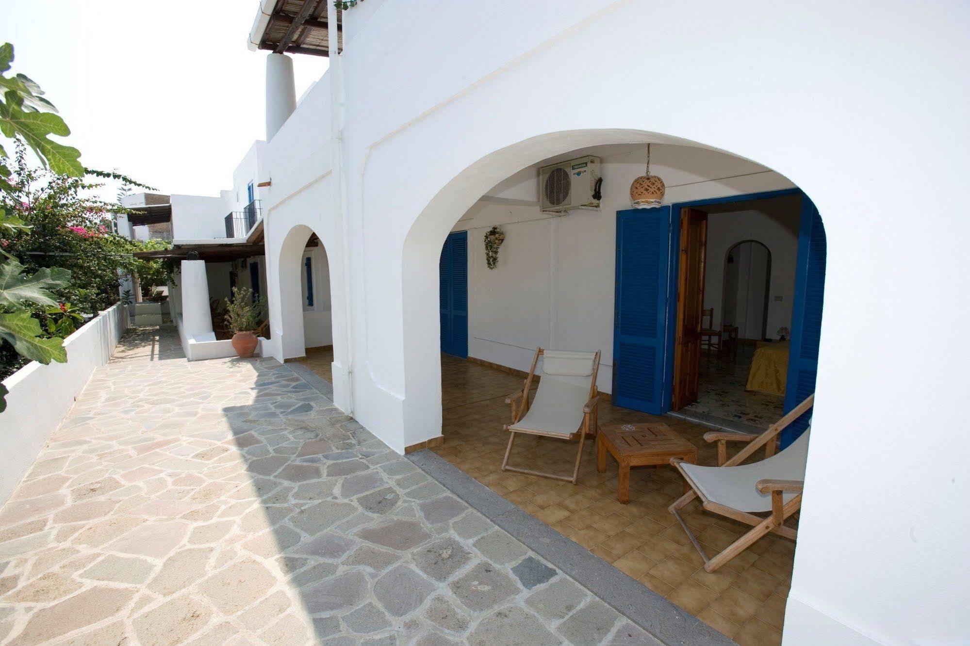 Hotel Tesoriero Panarea Luaran gambar